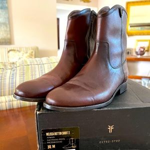 COPY - Frye Melissa button short 2 size 10 in Redwood